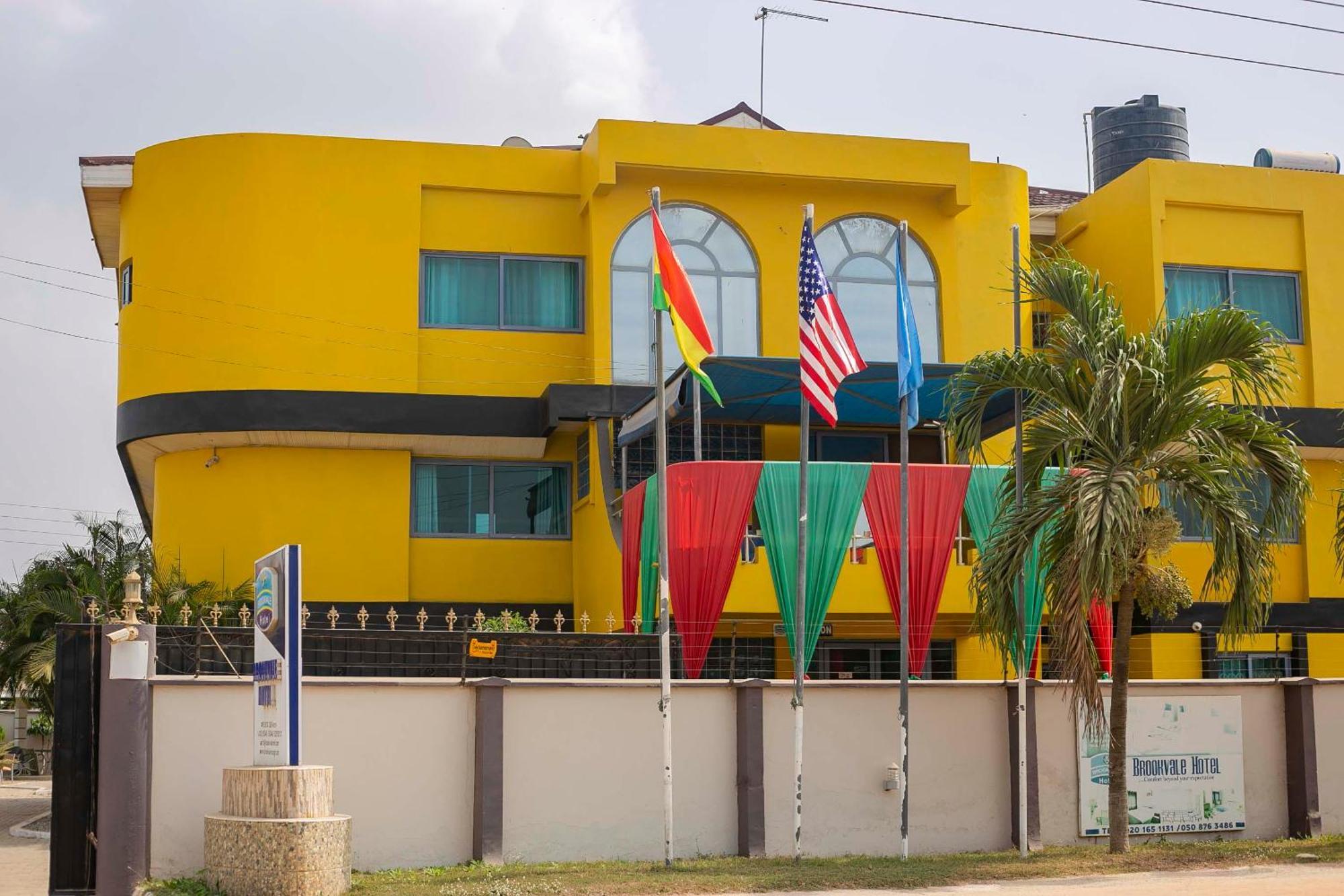 Brookvale Hotel Weija Exterior foto