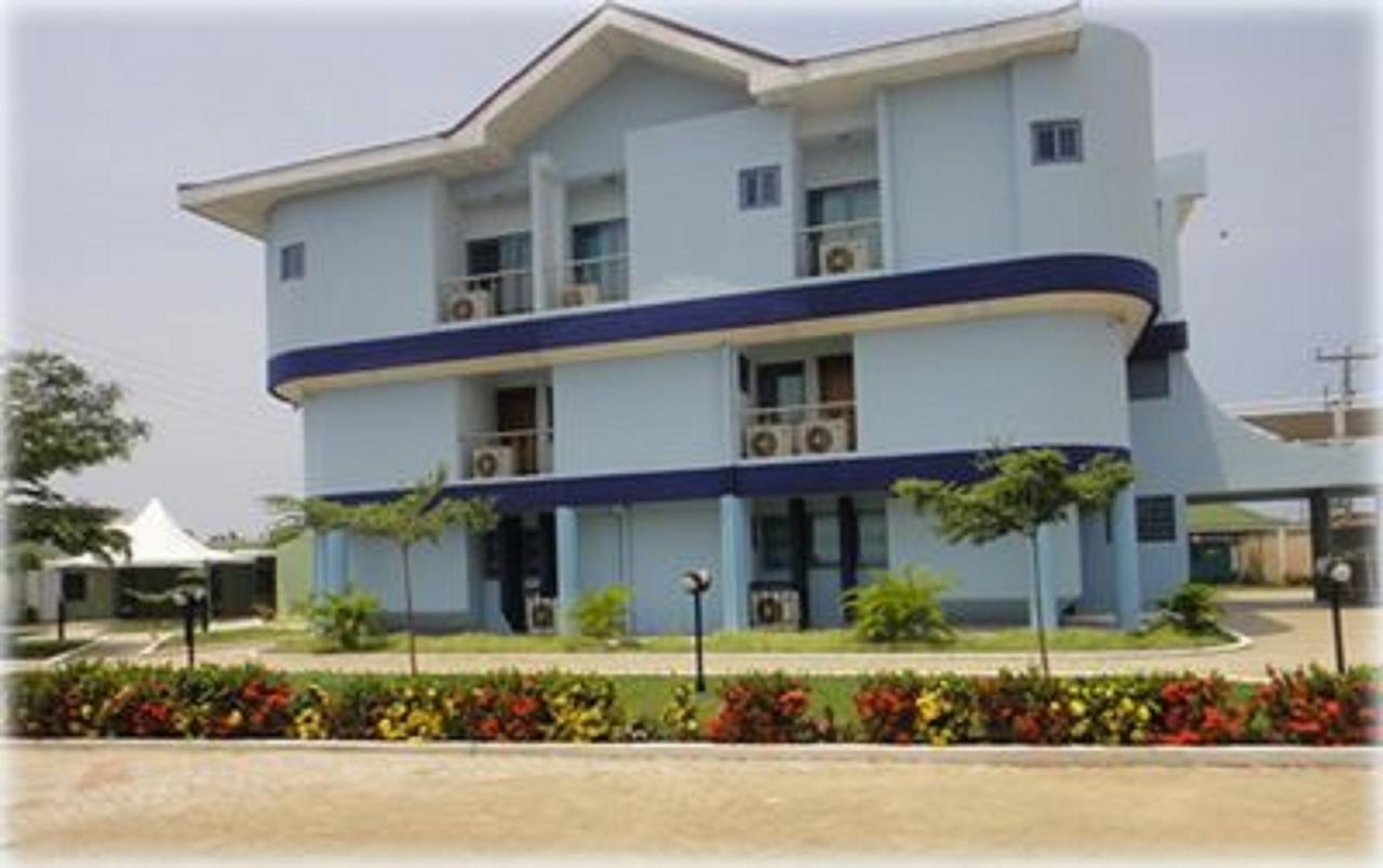 Brookvale Hotel Weija Exterior foto