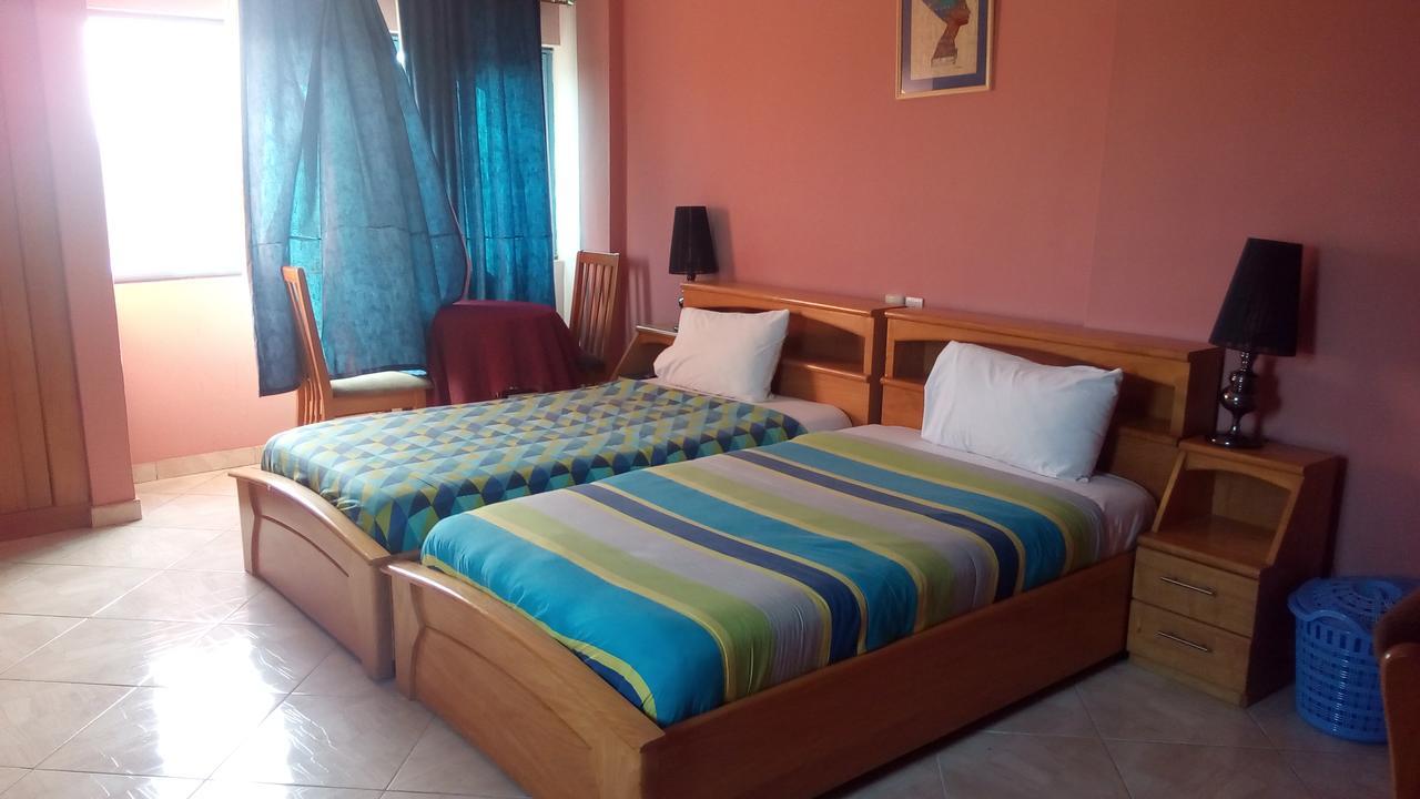 Brookvale Hotel Weija Exterior foto